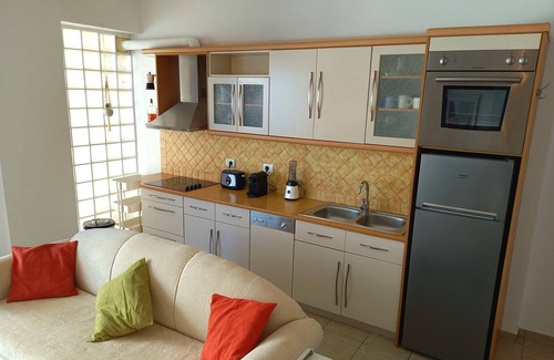 Sarande Apartment | Beautiful beachfront apartment on the beach with sea views and 2 balconies