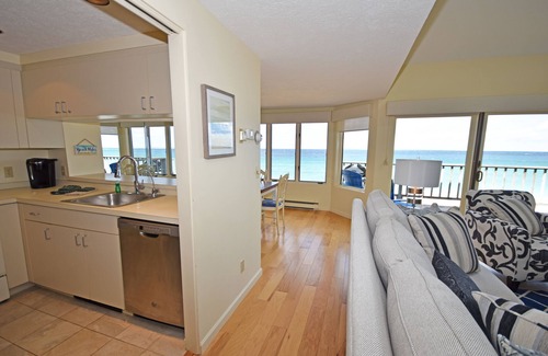Glen Arbor Condo | Beautiful Beachfront Condo in Glen Arbor's Homestead Resort; Acc: 8.