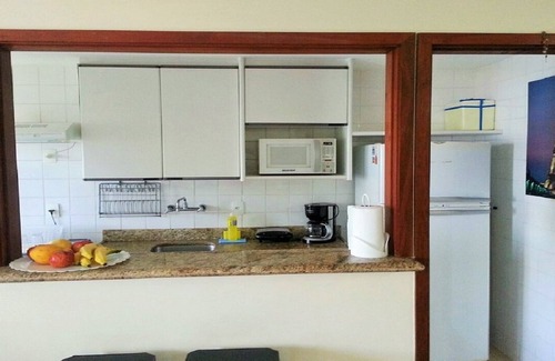 Barra da Tijuca Apartment | Beautiful, bedroom, spacious (74 mts.) Front porch sea and leisure 'resort'