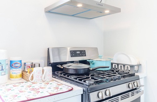 Mayflower Village House | Beautiful Brand New Studio Arcadia-B