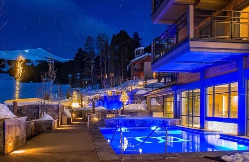Breckenridge Resort | Beautiful Breckenridge Resort Ski in Ski out at the base of Peak 8