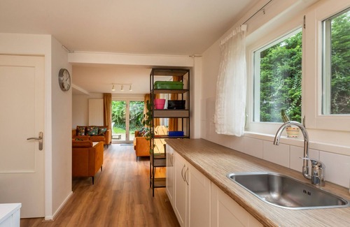Groot Valkenisse House | Beautiful bungalow with garden