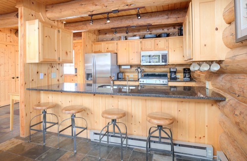 Gallatin Gateway House | Beautiful cabin on Gallatin River in Big Sky, MT! Near Big Sky & Yellowstone!