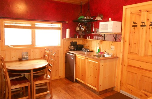 East Kootenay Cabin | Beautiful Cabin with private hot tub in quiet setting