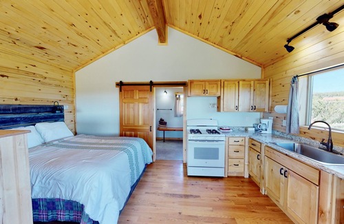 La Sal Cabin | Beautiful Cabin in the La Sal Mountains South of Moab
