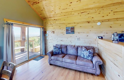 La Sal Cabin | Beautiful Cabin in the La Sal Mountains South of Moab