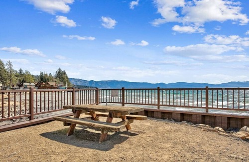 Tahoe Vista Cabin | Beautiful Cabin In Tahoe Vista!