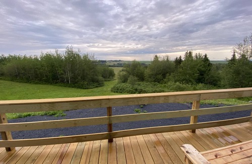 Fort Kent Mills Cabin | Beautiful Cabin Sleeps 4(up to 6) w/direct access to snowmobile and ATV trails!