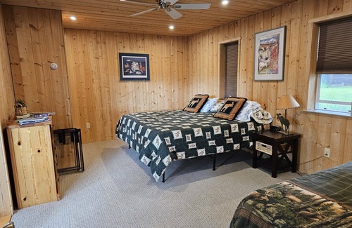 Kasilof Cabin | Beautiful Cabin with view of Kasilof River - Access to private dock