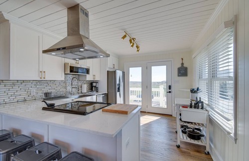 Holden Beach House | Beautiful Canal front home. Just a short walk to the beach!