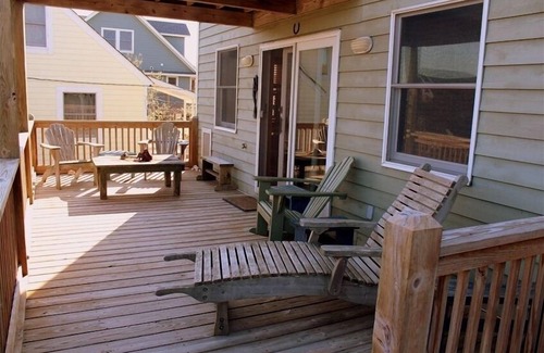 Ocracoke House | Beautiful Canalfront Cottage, Perfect for Couples!