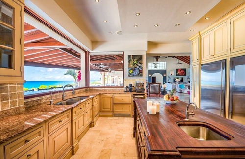 Plum Bay Villa | Beautiful Caribbean Beach Estate on Baie Longue with chef services