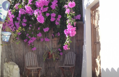 Orgiva Villa | Beautiful Casita with Private Walled and Gated Pool, Stunning Gardens & WiFi