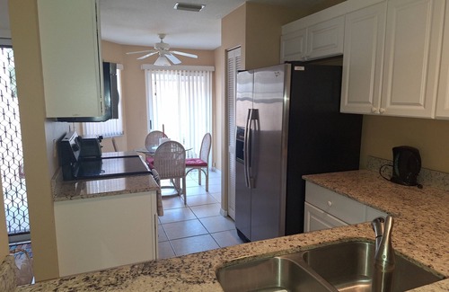 Central Naples Condo | Beautiful, central apartment in a fantastic community in the middle of a golf course