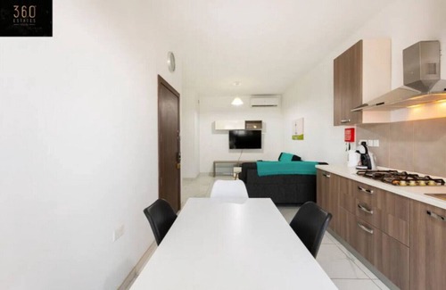 Msida Apartment | Beautiful, central home with all amenities & WIFI