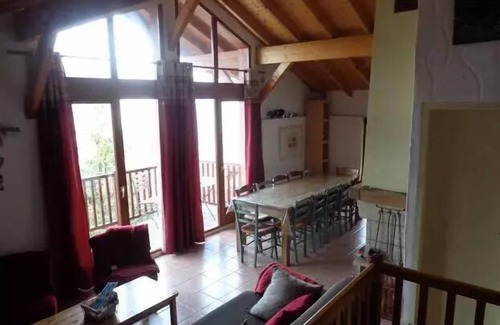 Montalbert Villa | Beautiful chalet at the start of the slopes - 6 room apartment for 12 people