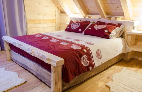 Comeglians Ski Chalet | Beautiful chalet in Comeglians with private terrace