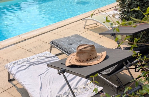 Geay House | Beautiful Charentaise village 40 minutes from La Rochelle and Royan,