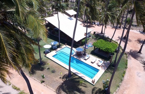 Guajiru House | Beautiful charming house with 4 air-conditioned suites, pool, in Guajirú Beach-CE.