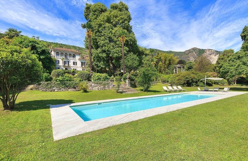 Baveno Villa | Beautiful classic villa with pool set in splendid gardens! - Villa La Romanica