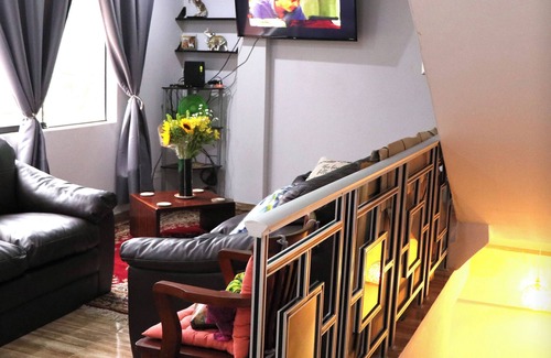 Petit Jean Ocharan House | Beautiful clean Miraflores home