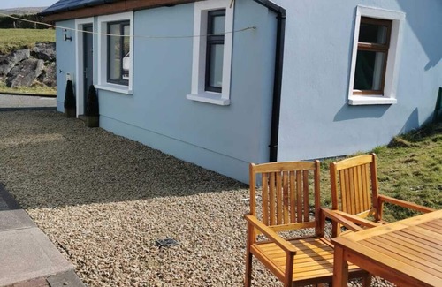 Dunquin Apartment | Beautiful Contemporary, Sea-view Studio Apartment in Dunquin.