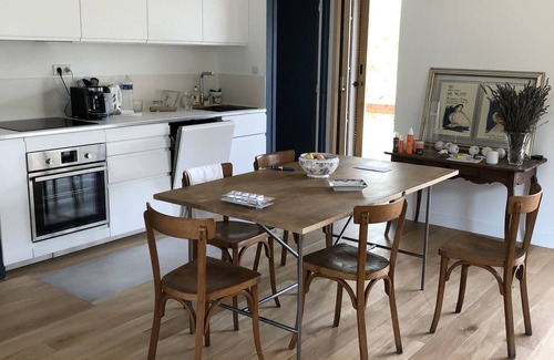 Forcalquier House | Beautiful contemporary house, swimming pool, terrace and large garden