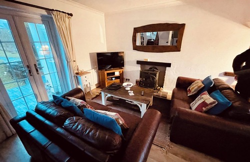 Aberporth House | Beautiful Cosy Cottage in Aberporth