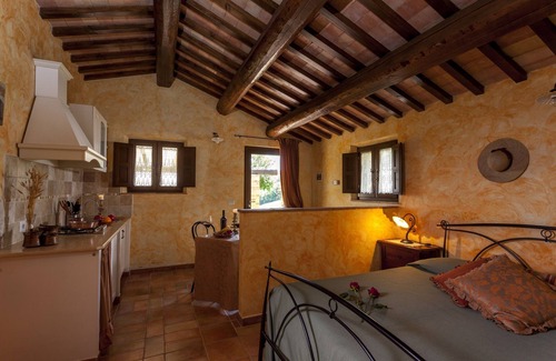Penna San Giovanni Other | Beautiful Cottage in Farm House with pool and restaurant