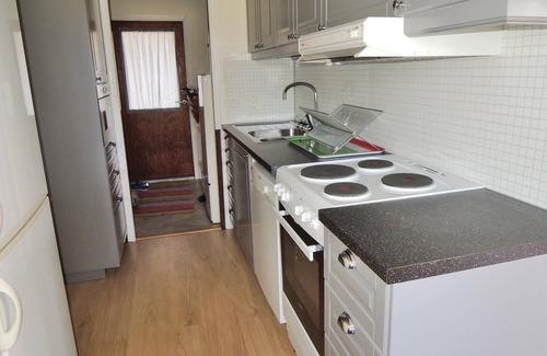 Stavsjo House | Beautiful cottage with a view of Lake Bolmen from the large terrace.