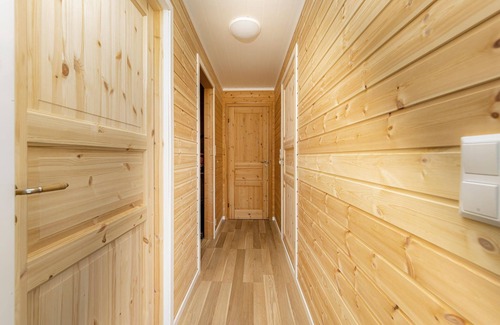 Fjaerland House | Beautiful cottages built on the fjord in Fjærland.