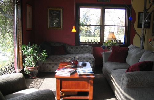 East Springfield Hotel | Beautiful Country Inn - Great for Dreams Park Groups near Cooperstown