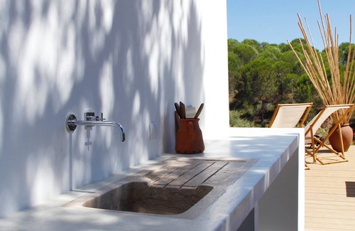 Sao Teotonio Cottage | Beautiful Country Home in Pine Nut Farm