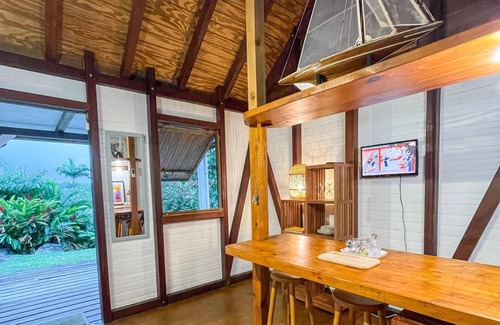 Point d'Or Cottage | Beautiful Creole hut with tropical garden