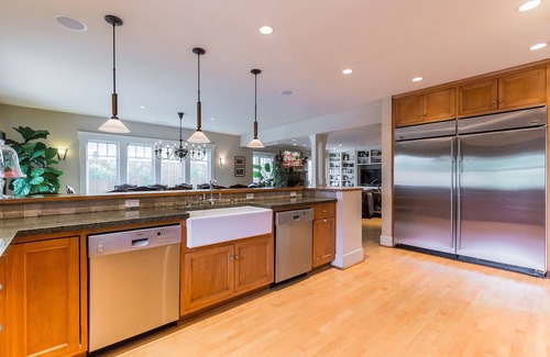 Coronado House | Beautiful Custom Home with Pool in Coronado Village