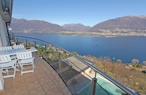Vairano Apartment | Beautiful duplex apartment with stunning views of the lake