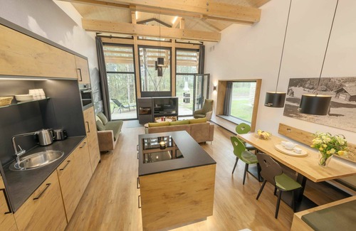 Leutkirch im Allgau House | Beautiful private villa for 6 guests with hot tub, WIFI, pool, TV, terrace and parking