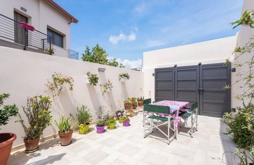 Cabras House | Beautiful design house at 10 mins from the beach