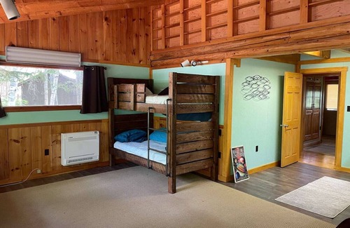 Embden Cabin | Beautiful Embden Pond Lodge - Enjoy Sugarloaf, Snowmobiling, and Ice Fishing