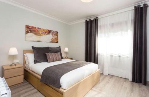 Collblanc y La Torrassa Apartment | Beautiful and Comfortable Apartment for 6 People Next to Fira de Barcelona