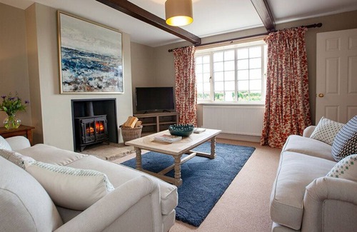 York House | Beautiful Family Farmhouse set in unspoilt countryside Vale of York