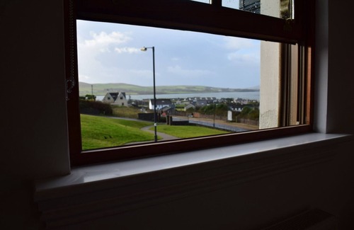 Dingle House | “Beautiful, Family Only, Pet Friendly, Harbour Views”