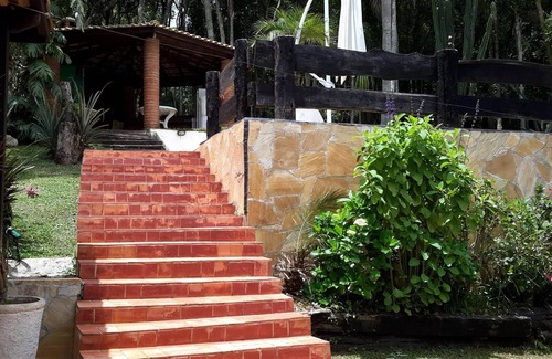 Cotia House | Beautiful Farm w/3 Suites + Barbecue + Pool and Party Room