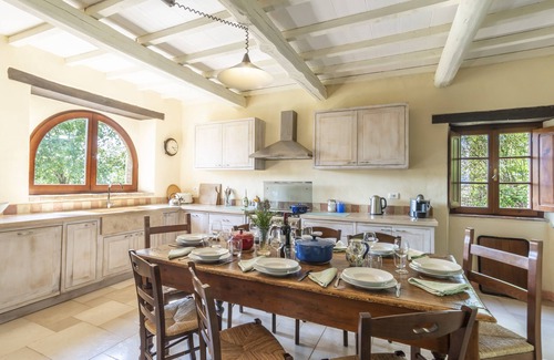 Lisciano Niccone Villa | Beautiful farmhouse + pool, a glorious setting in hills behind Lake Trasimeno