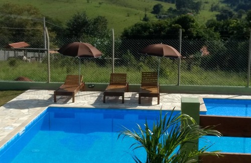 Mairinque House | BEAUTIFUL FARMHOUSE MAIRINQUE KM 68 DA CASTELO BRANCO FREE WIFI