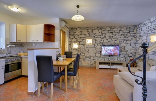 Segotici House | Beautiful finca with private pool, WiFi