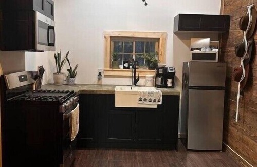 Chillicothe House | Beautiful finished living quarters, Horses, nature and adventure awaits!n