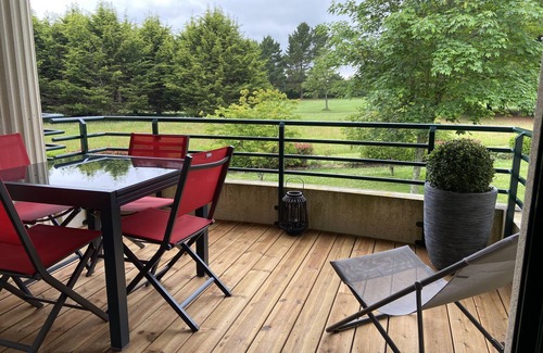 Saint-Andre-des-Eaux Condo | Beautiful apartment overlooking the Golf de la Baule, 10 minutes from the beach and the town center