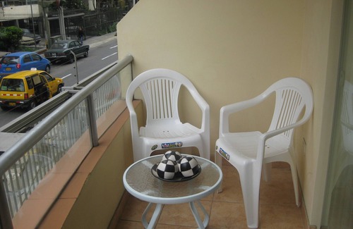 Leuro Apartment | Beautiful Fully Furnished Apartment In Miraflores