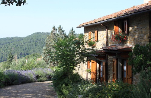 Loro Ciuffenna House | Beautiful fully restored Tuscan Farmhouse with